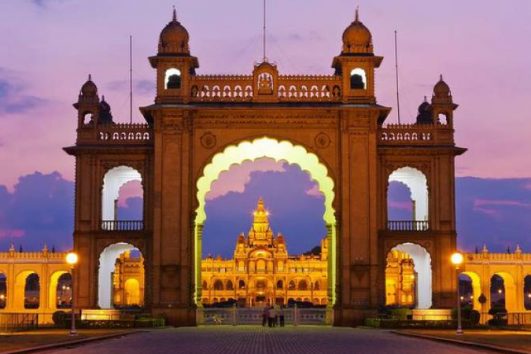 Bangalore Manali Deluxe Package